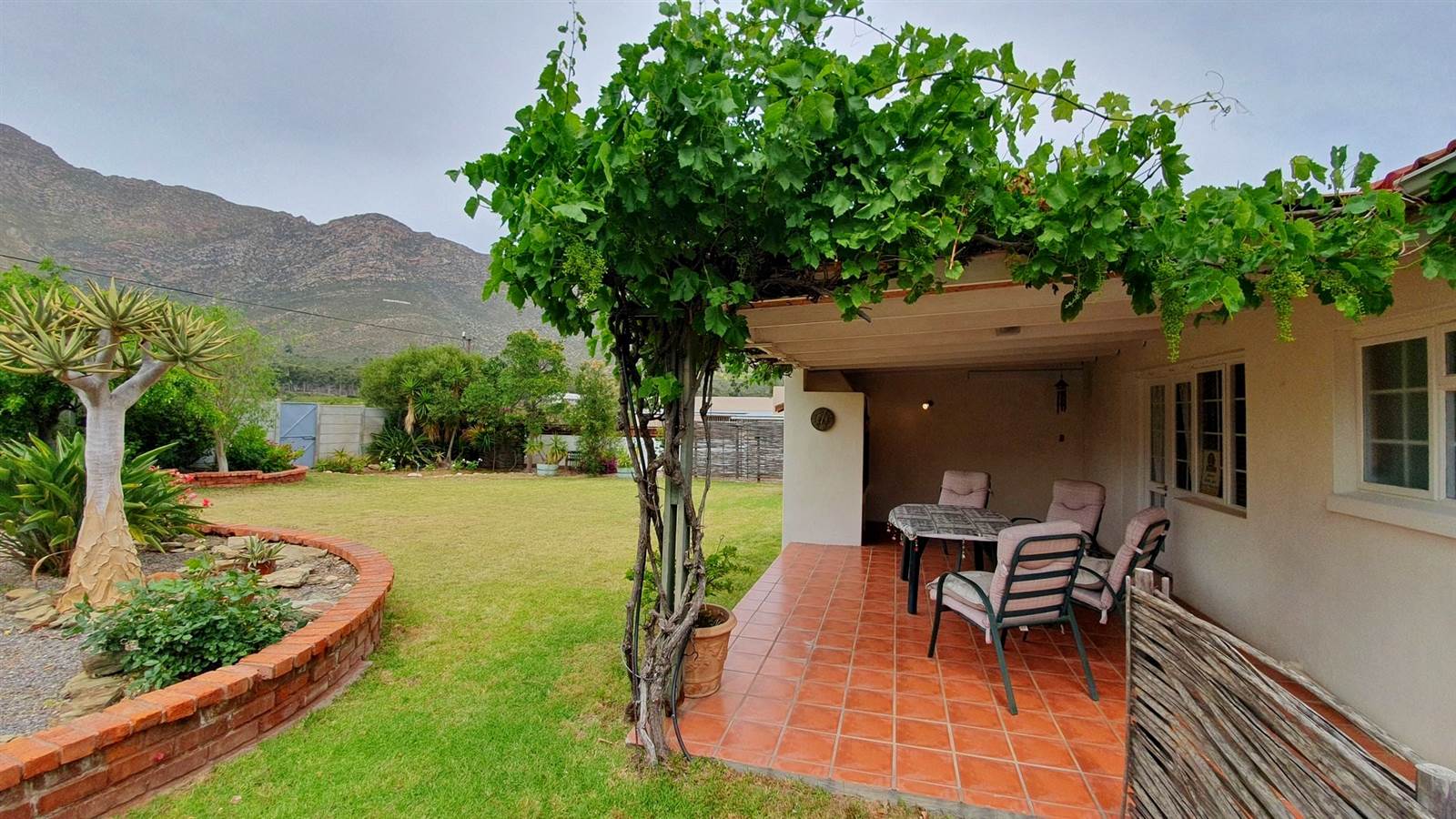 3 Bed House in Montagu photo number 6