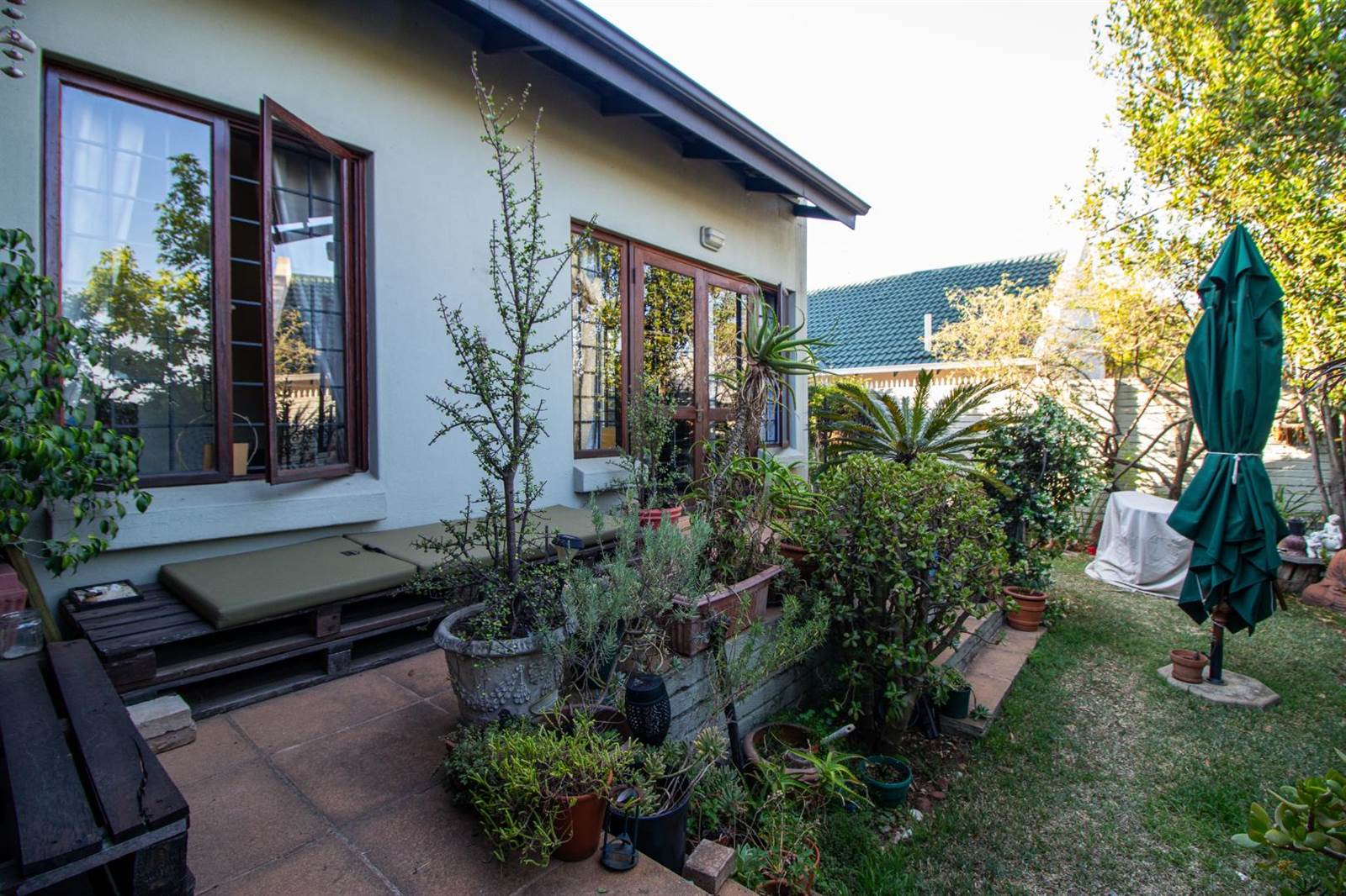 2 Bed House in Lonehill photo number 22