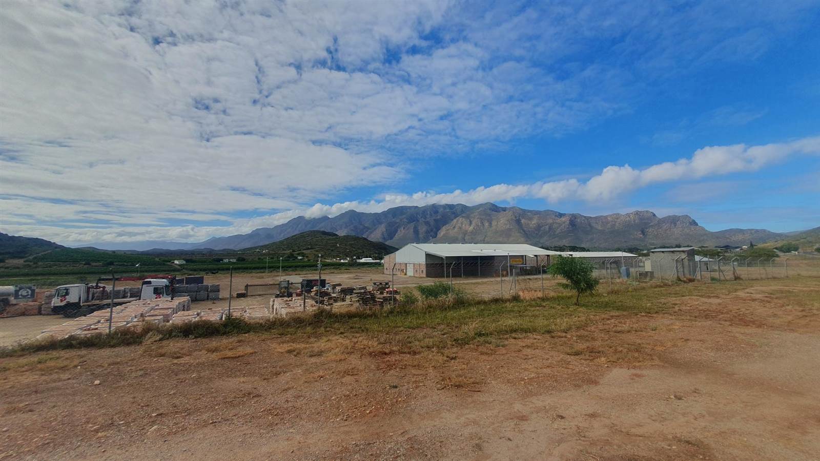 1731 m² Land available in Montagu photo number 2