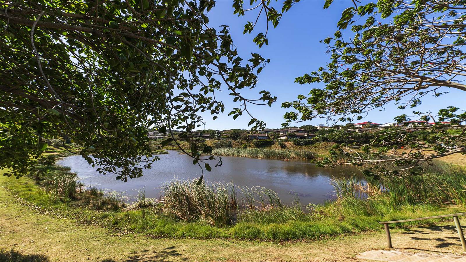 1432 m² Land available in Brettenwood Coastal Estate photo number 2