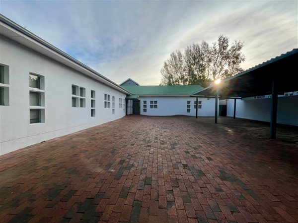 Office space in Paarl Central East
