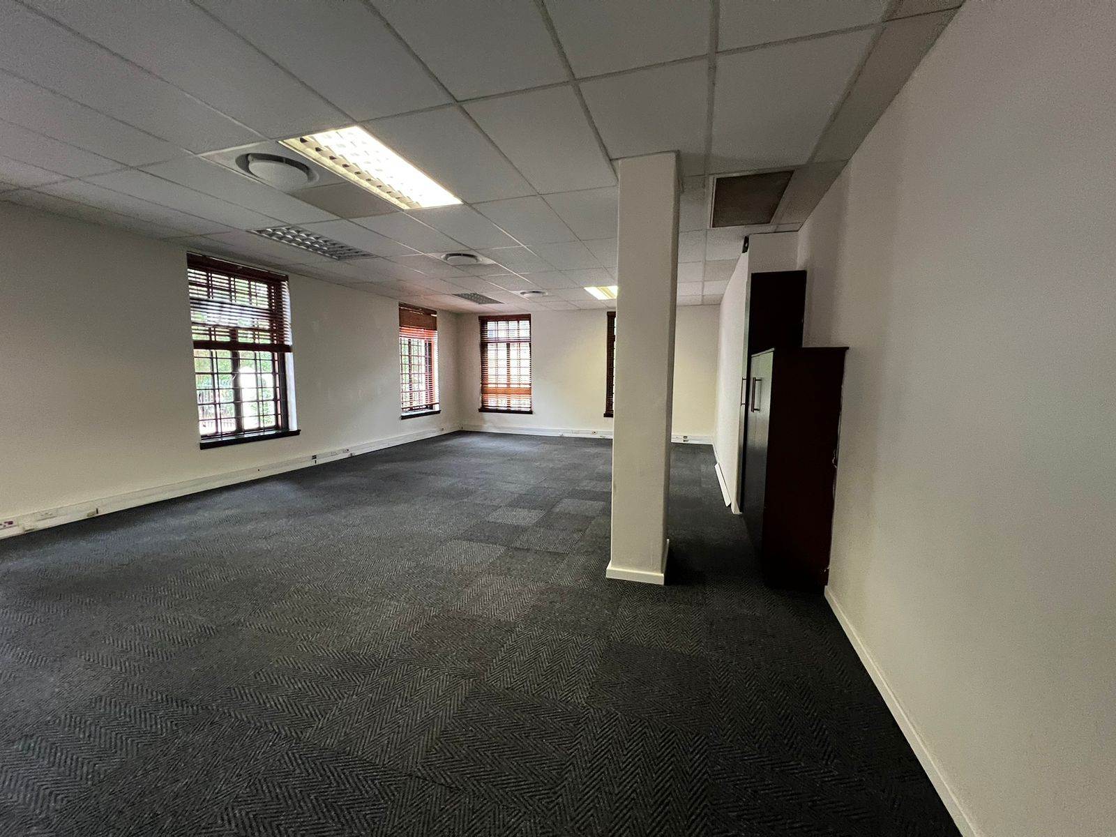 324  m² Commercial space in Rivonia photo number 22