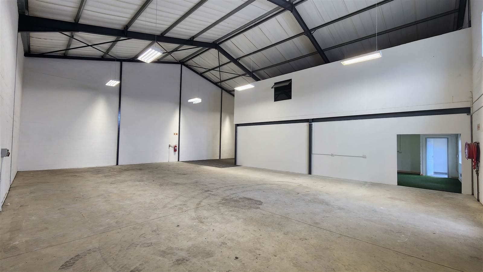 359  m² Industrial space in Parklands photo number 4