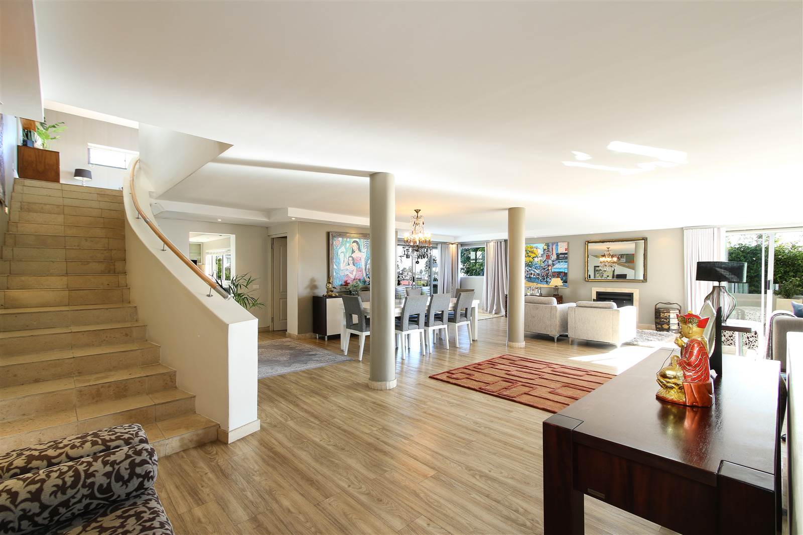 4 Bed House in Fresnaye photo number 17