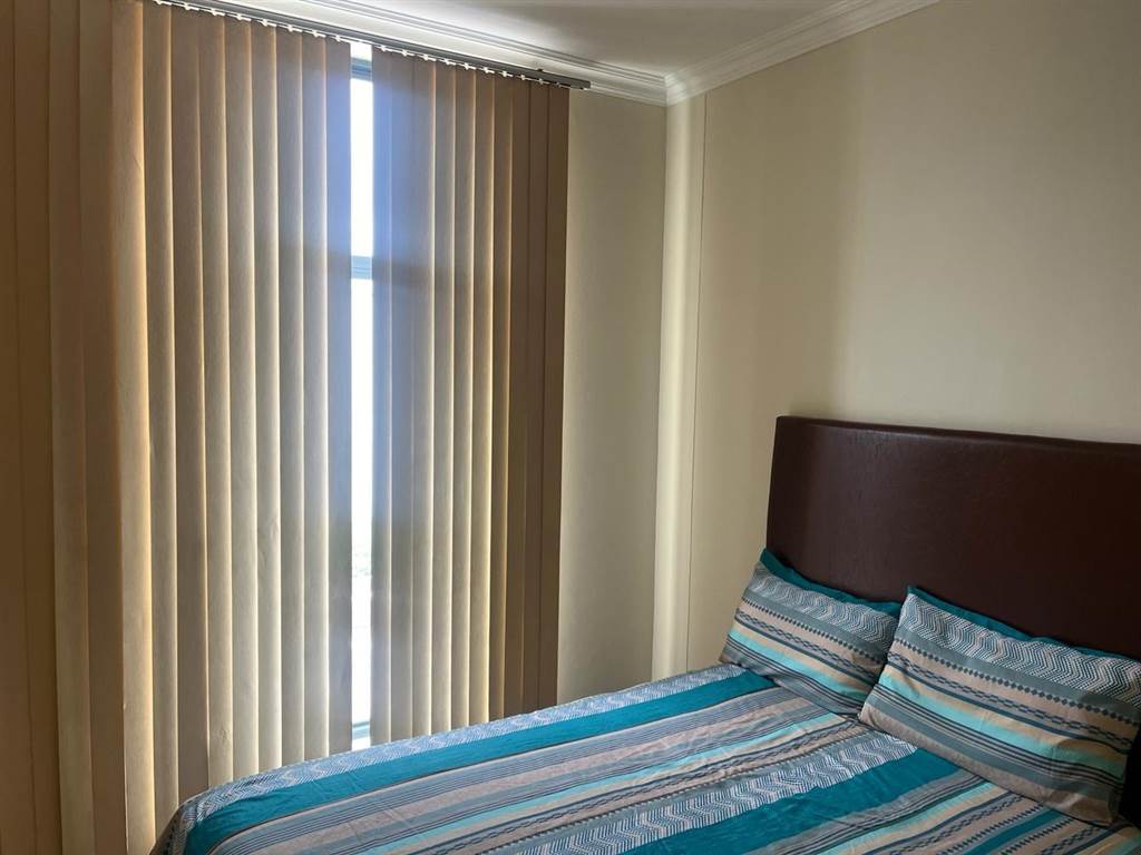 2 Bed Apartment in Umhlanga Ridge photo number 21