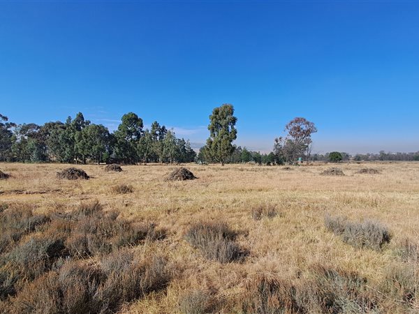 1.4 ha Land