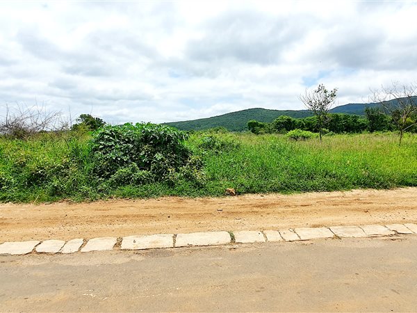 561 m² Land available in Tshikota