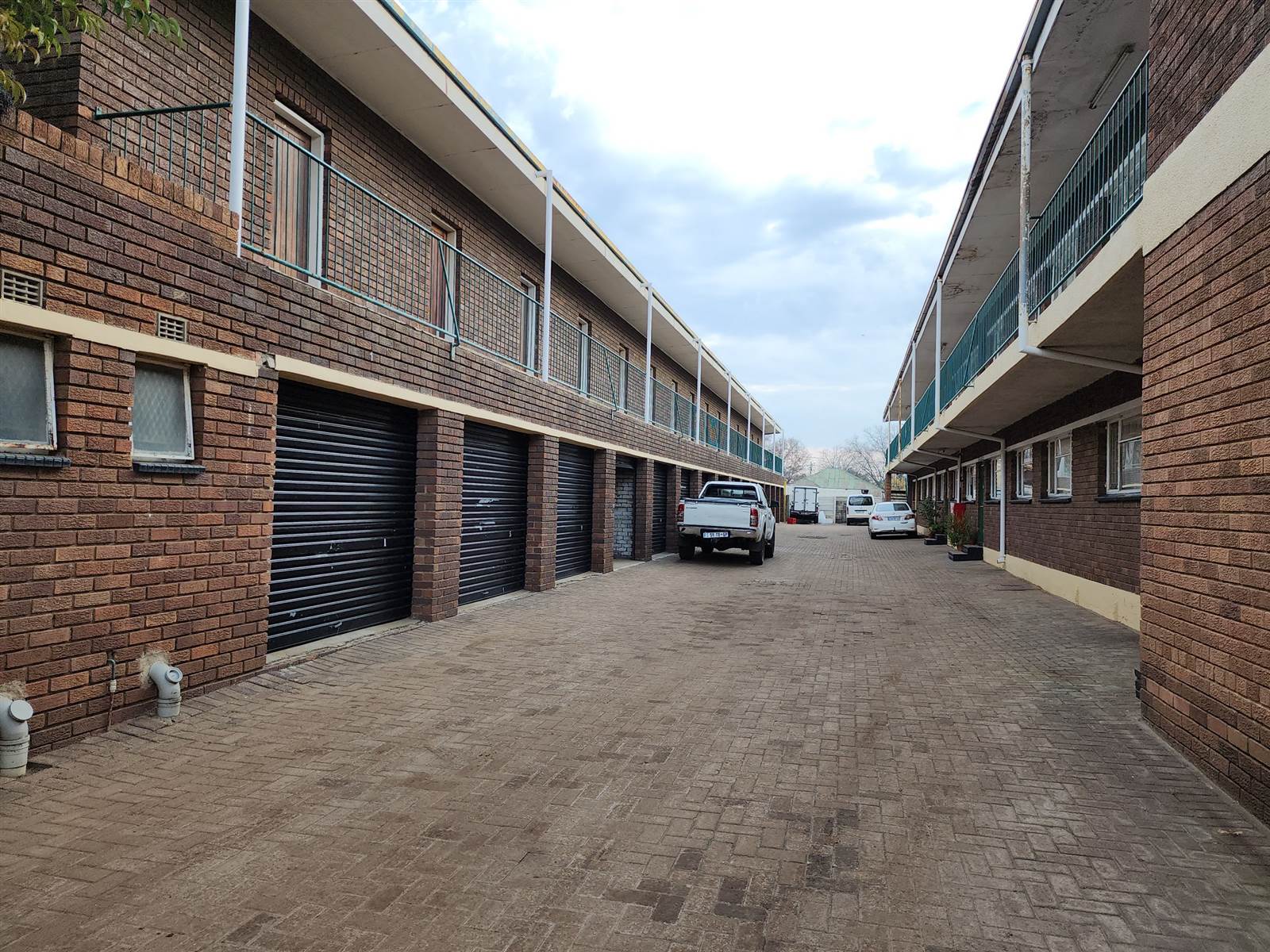 2 Bed Flat in Vereeniging Central photo number 15