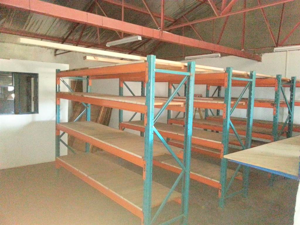 500  m² Industrial space in Witbank photo number 8