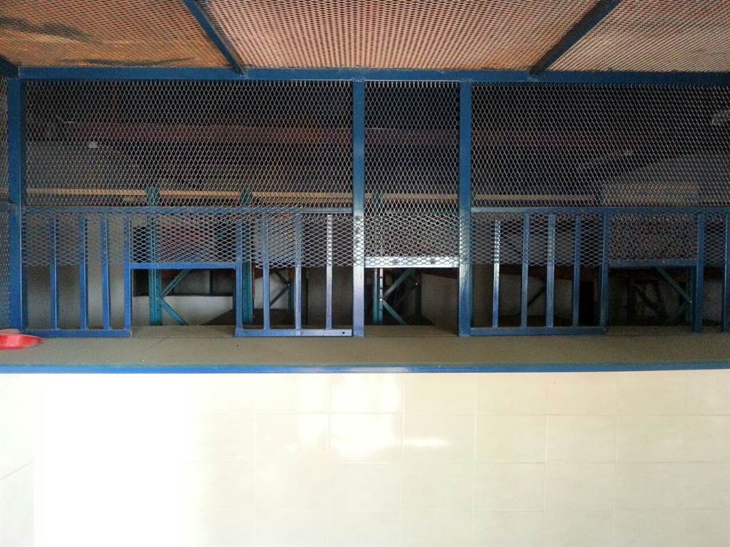 500  m² Industrial space in Witbank photo number 5