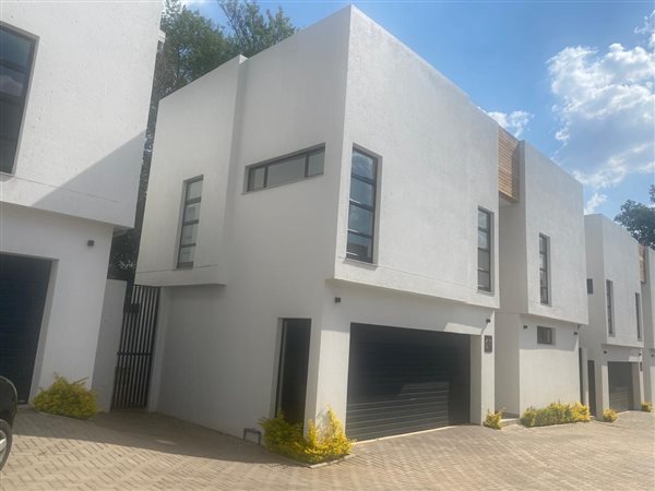 4 Bed Townhouse