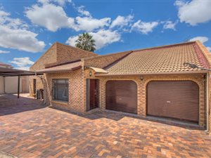 5 Bed House in Marlboro Gardens