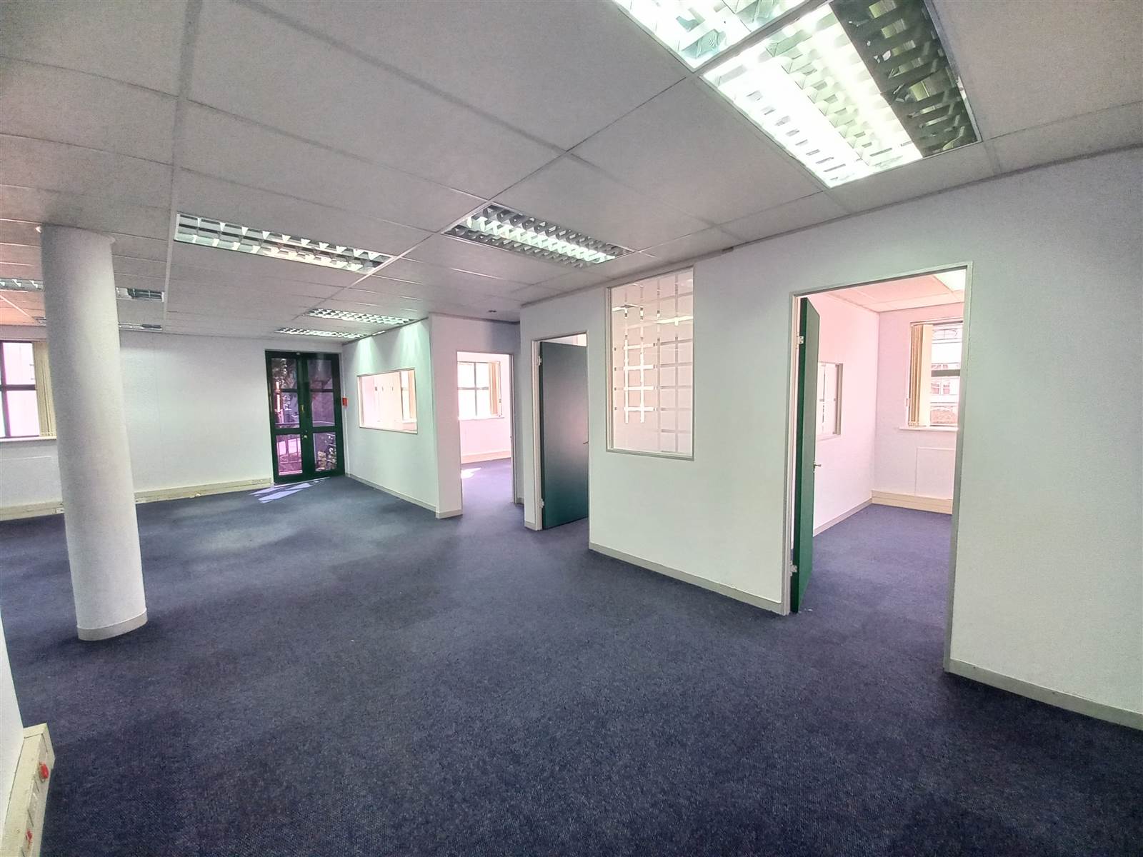 310  m² Commercial space in Kenilworth photo number 14