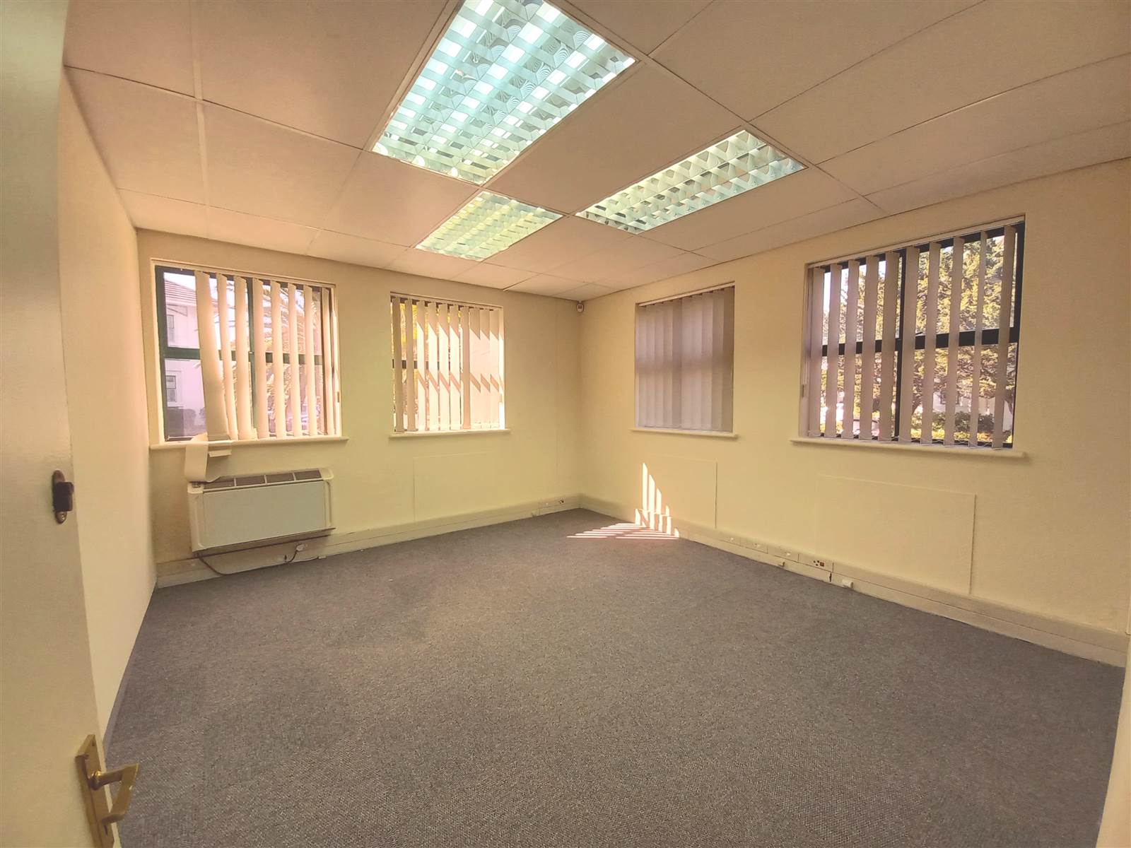 310  m² Commercial space in Kenilworth photo number 7