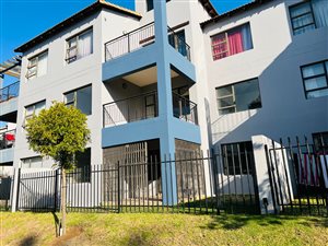 2 Bed Apartment in Honeydew