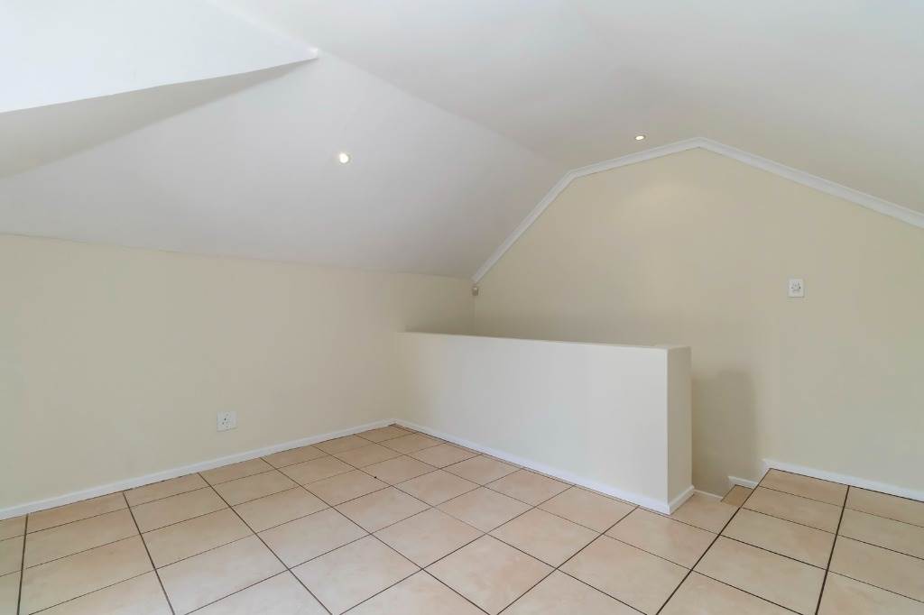 3 Bed House in Cresta photo number 15