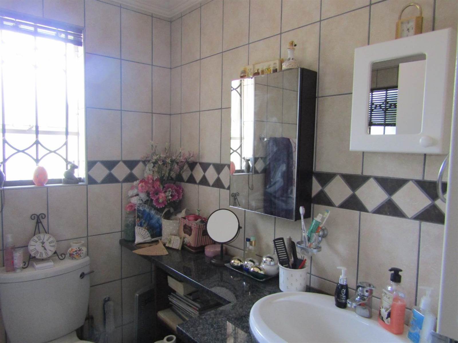 2 Bed House in Mookgophong (Naboomspruit) photo number 16