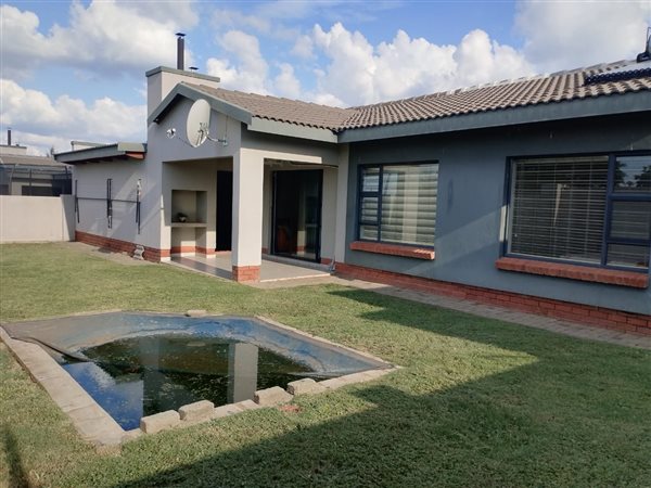 3 Bedroom Townhouse