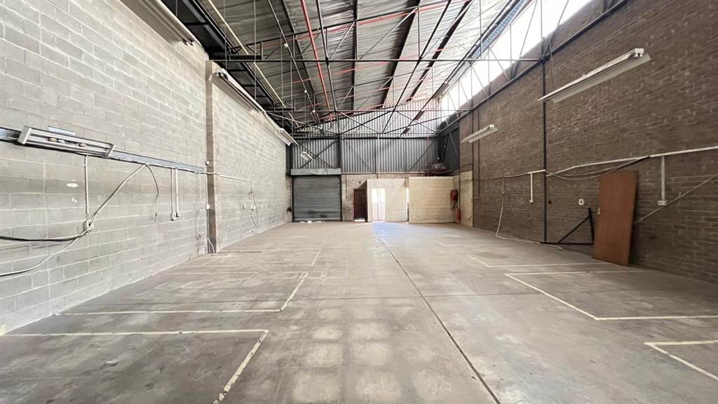 103  m² Industrial space in Selby photo number 2