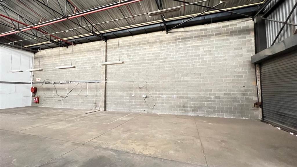 103  m² Industrial space in Selby photo number 8