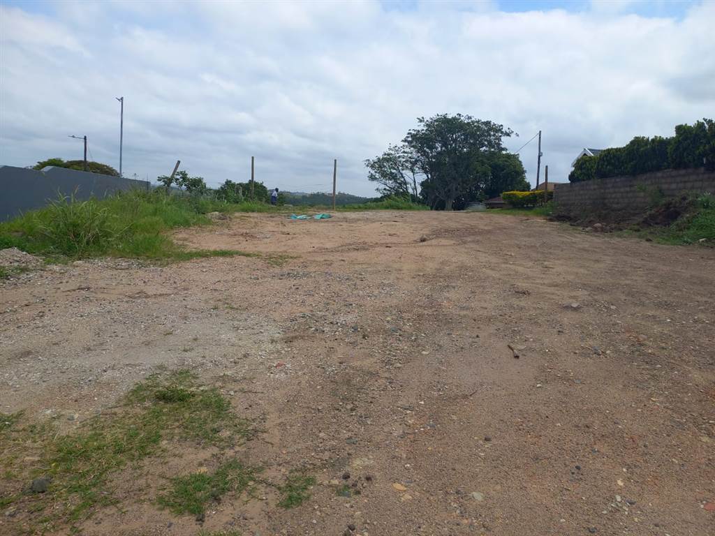 900 m² Land available in Port Shepstone photo number 2
