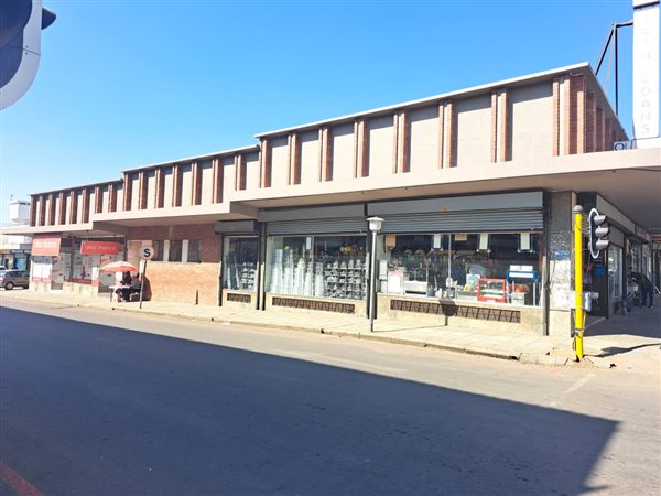 500  m² Retail Space