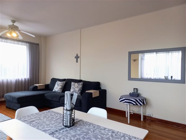2 Bedroom Flat 2 Bedroom Flat