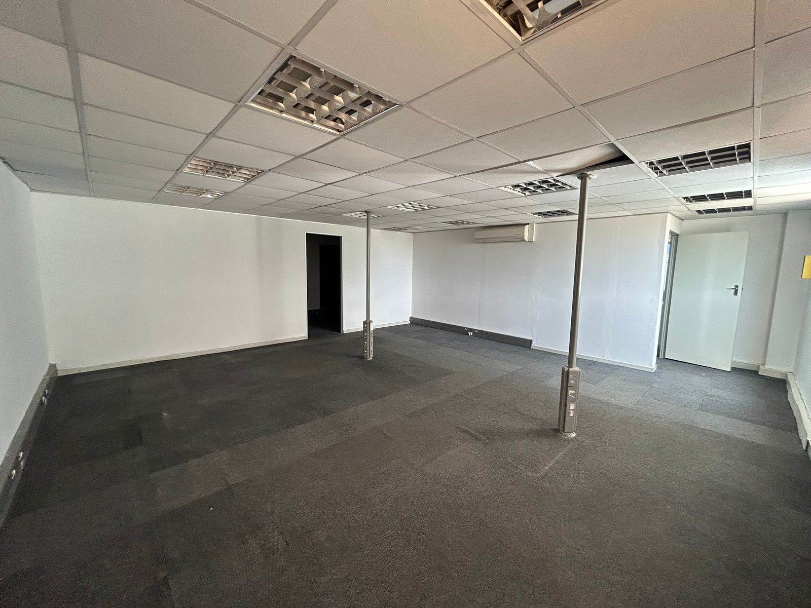1072  m² Commercial space in Allens Nek photo number 18