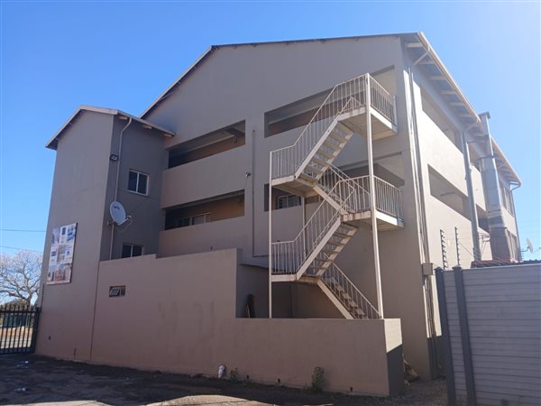 2 Bedroom Apartment