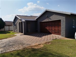House in Crystal Park