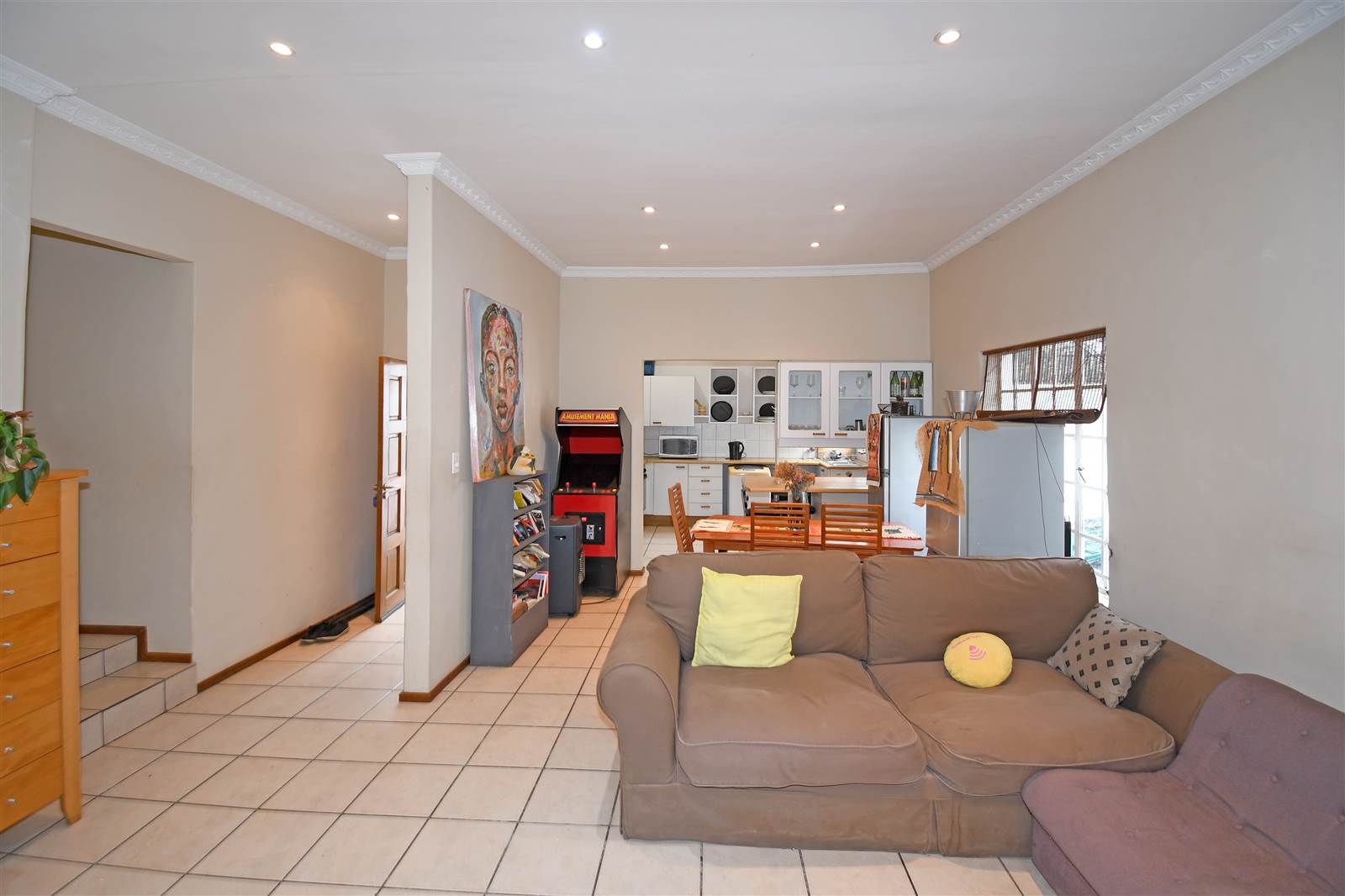 3 Bed Townhouse in Craighall Park photo number 8