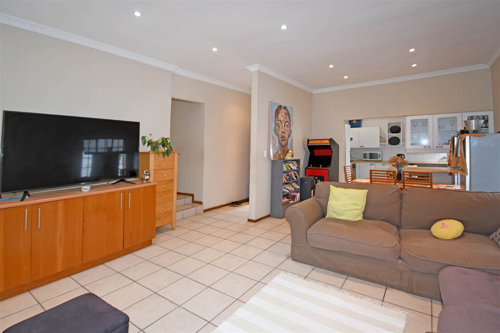 3 Bed Townhouse in Craighall Park photo number 6