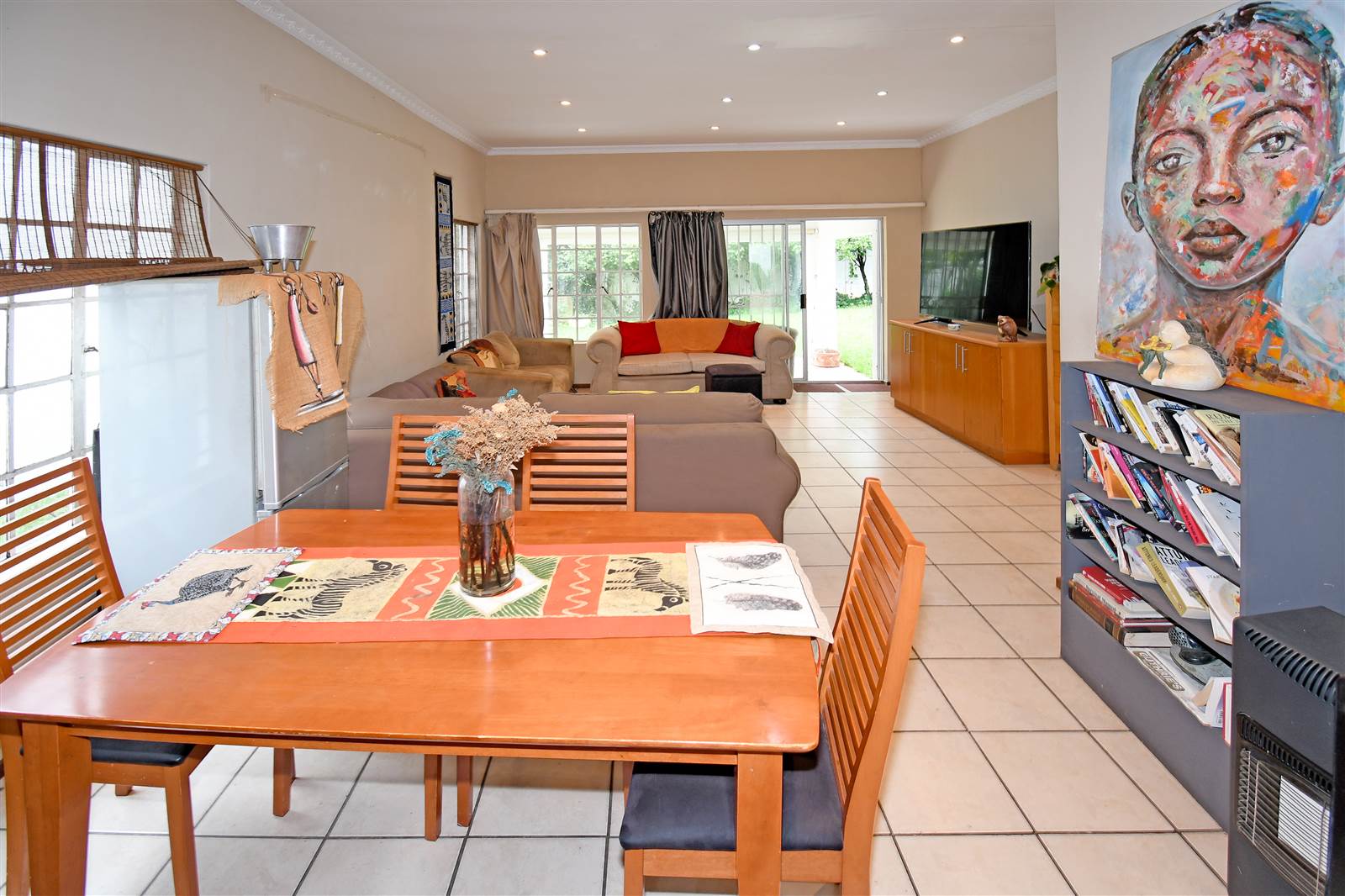 3 Bed Townhouse in Craighall Park photo number 4