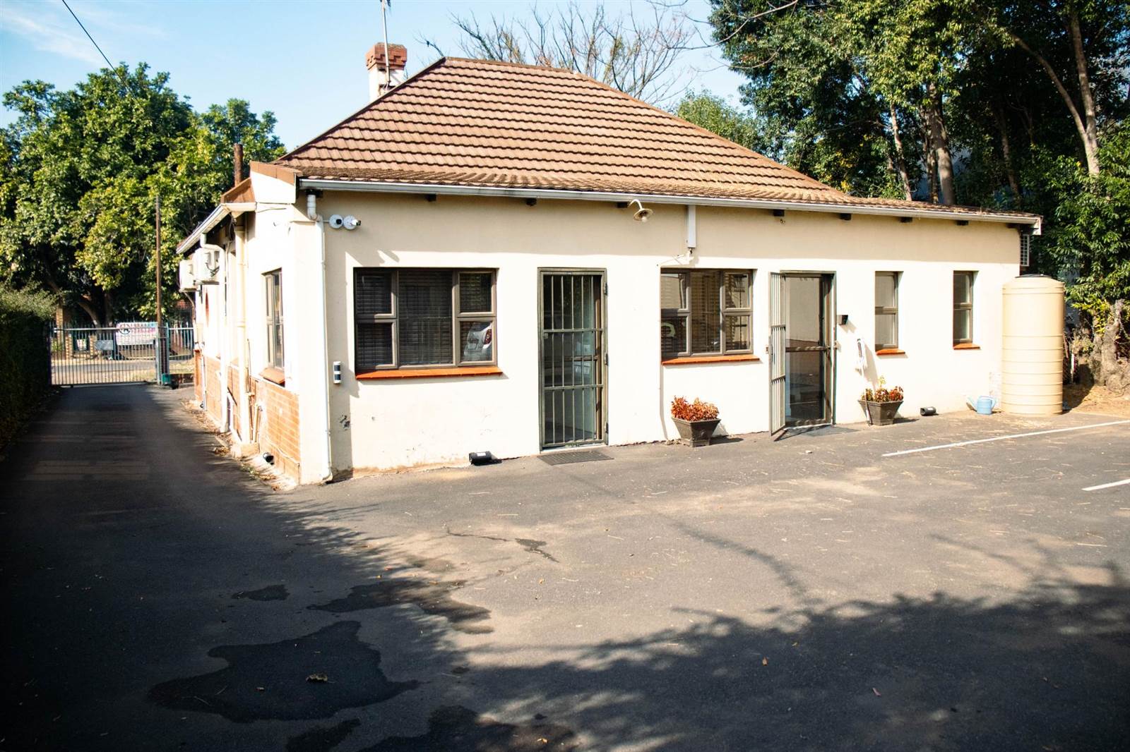 185  m² Office Space in Pietermaritzburg Central photo number 2