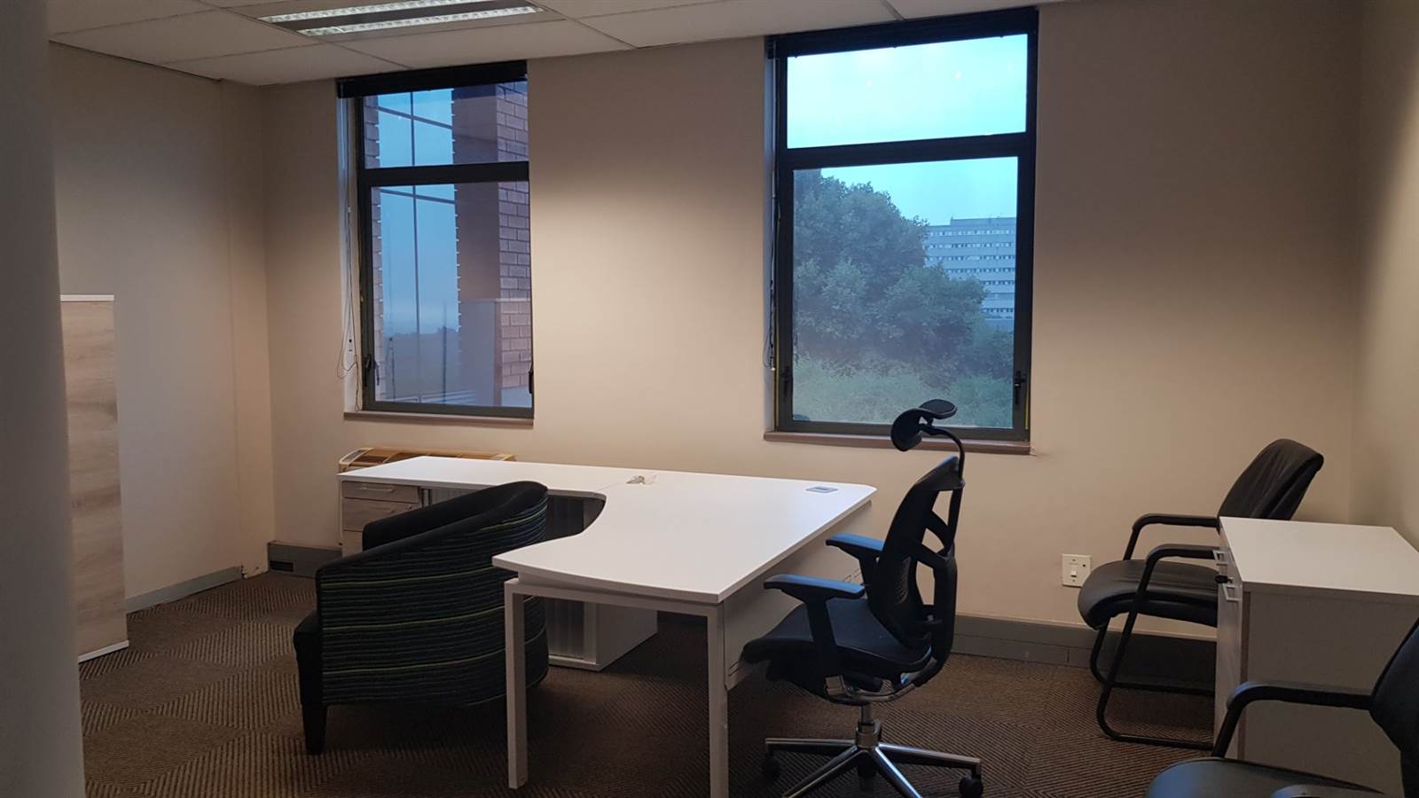 262  m² Commercial space in Parktown photo number 6