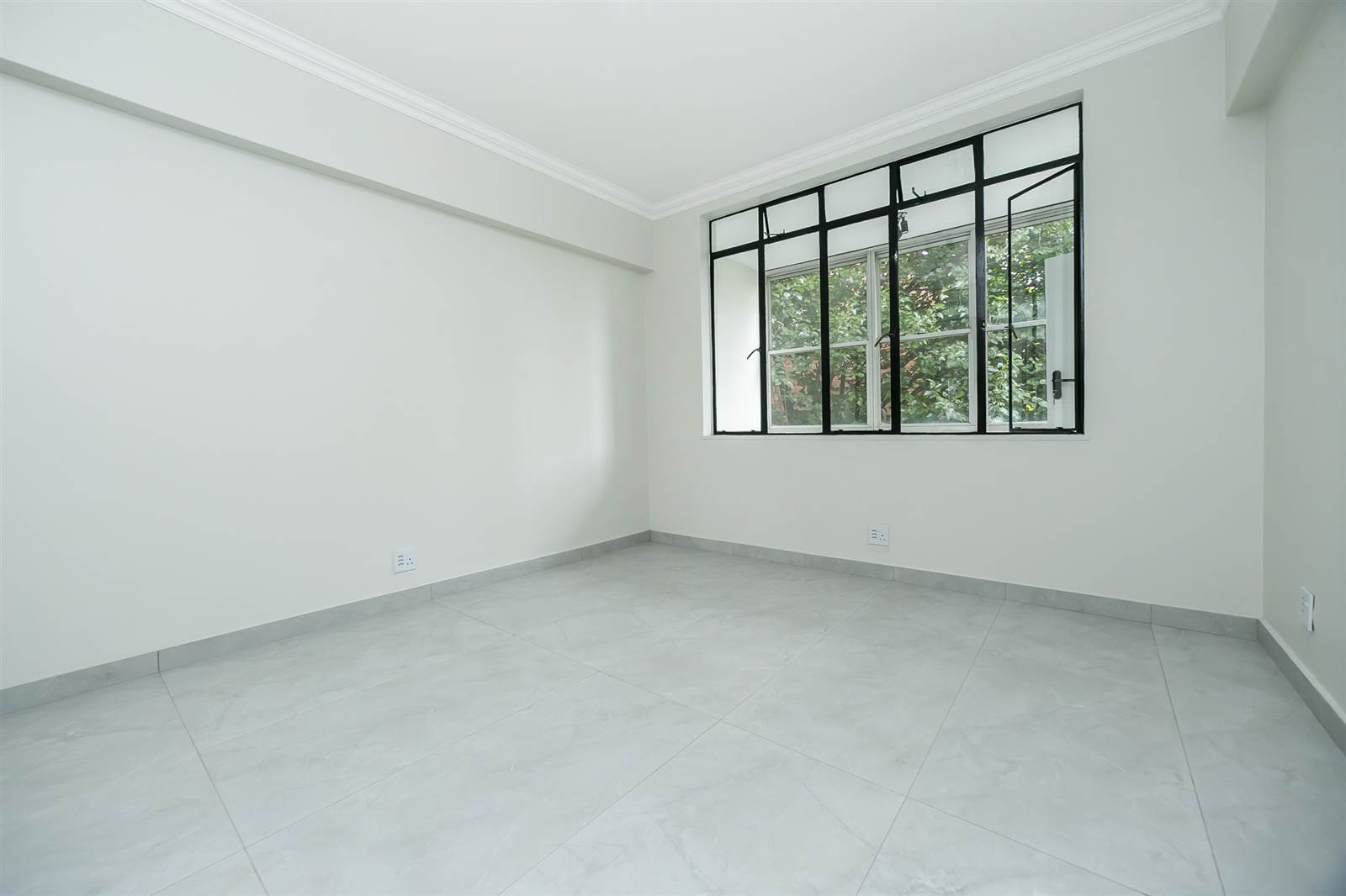 3 Bed Apartment in Illovo photo number 26