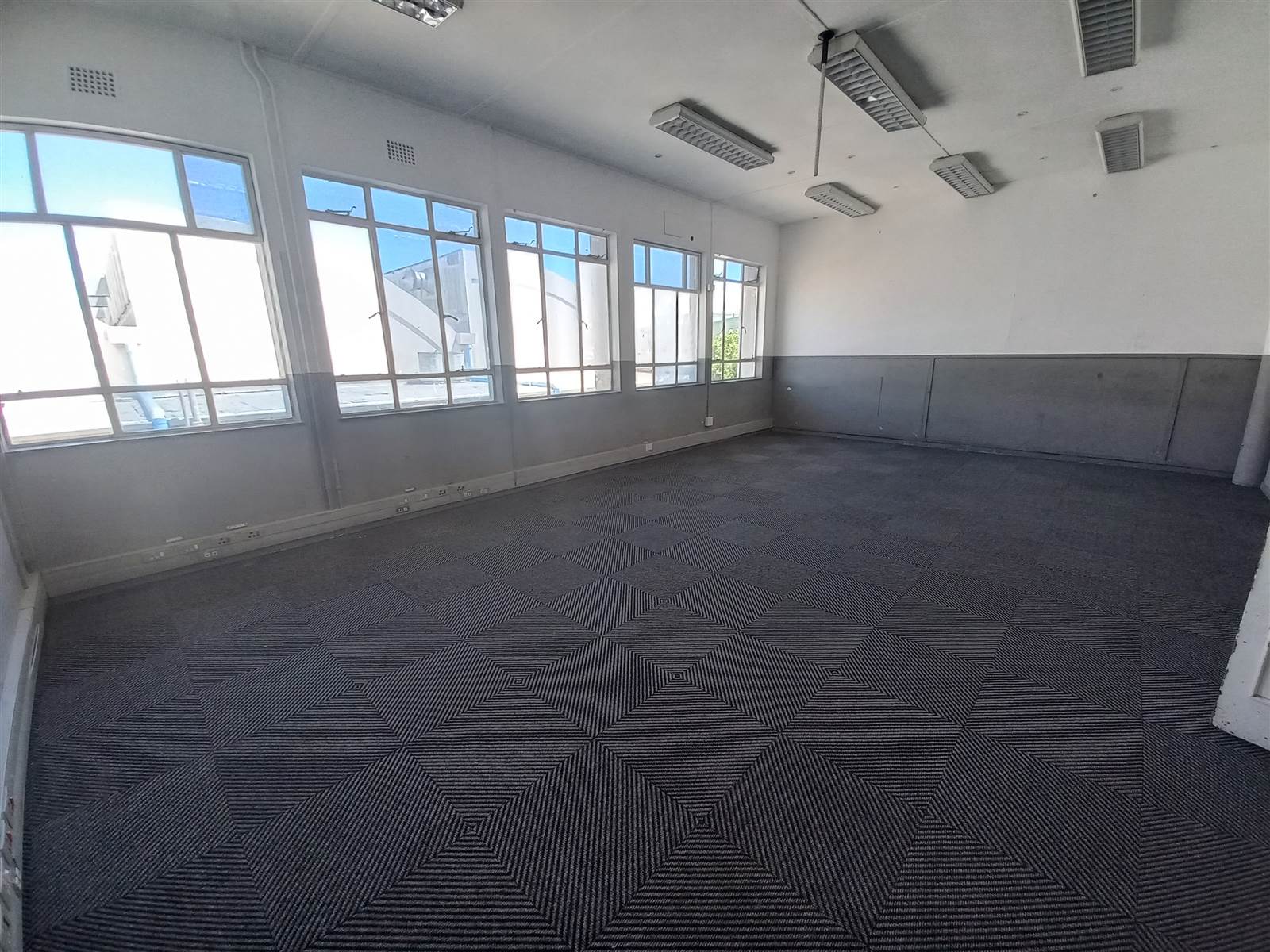 1467  m² Commercial space in Ndabeni photo number 13
