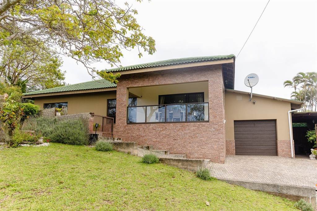 2 Bed House in Uvongo photo number 2