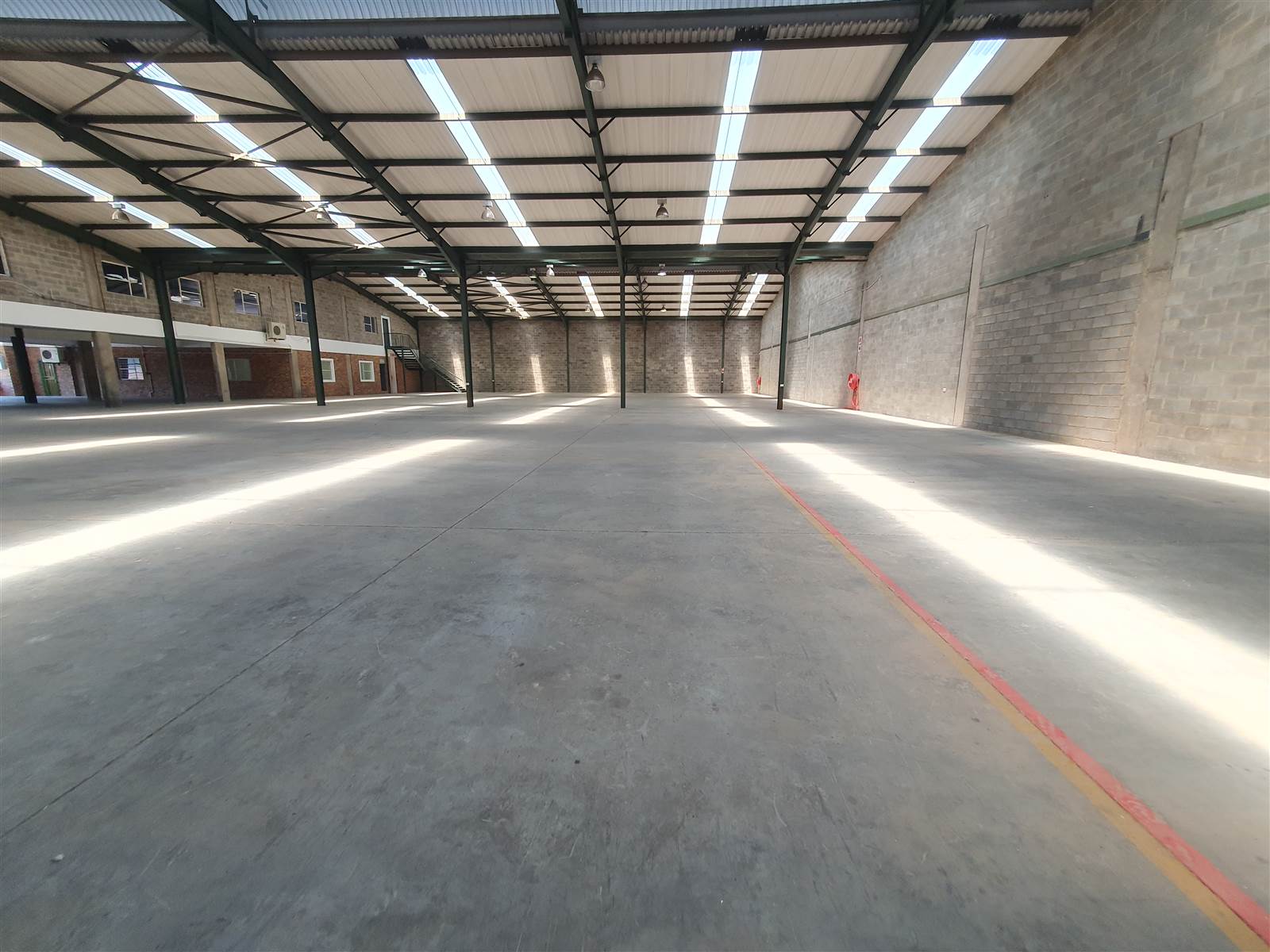 2361  m² Industrial space in Ormonde photo number 21