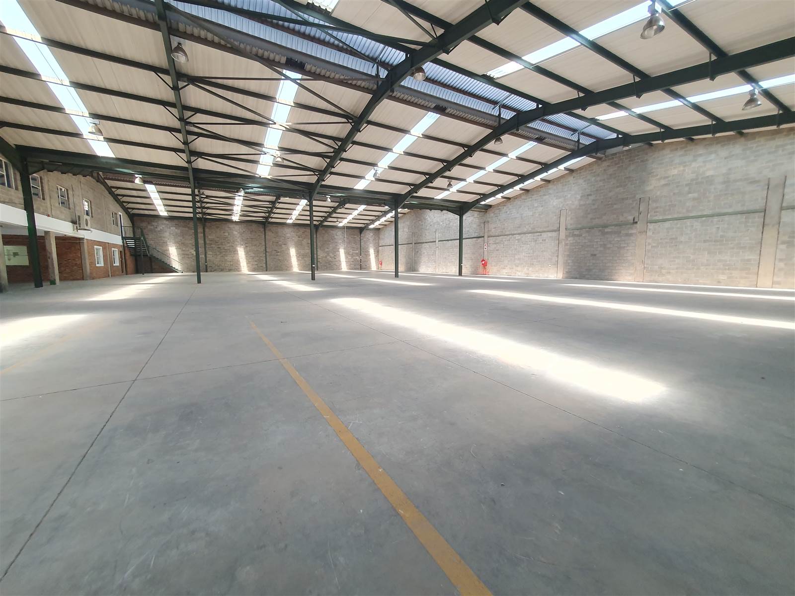 2361  m² Industrial space in Ormonde photo number 22