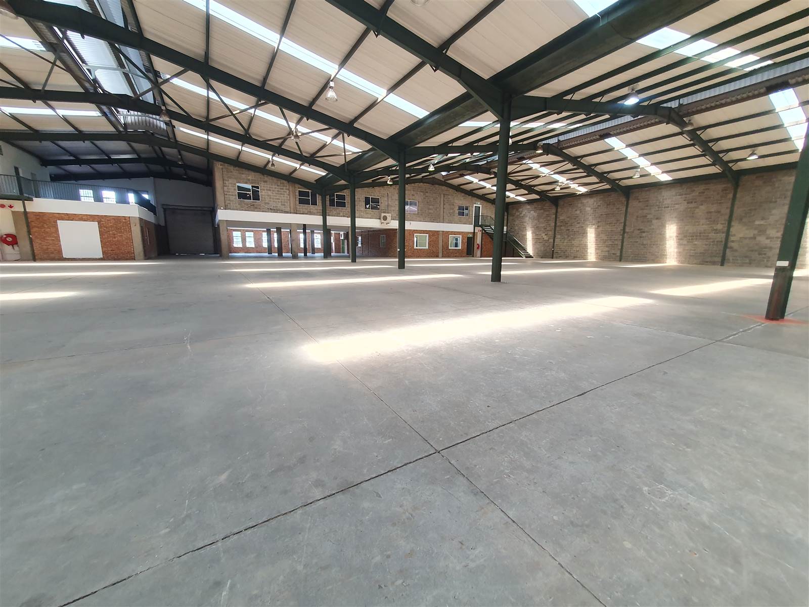 2361  m² Industrial space in Ormonde photo number 20