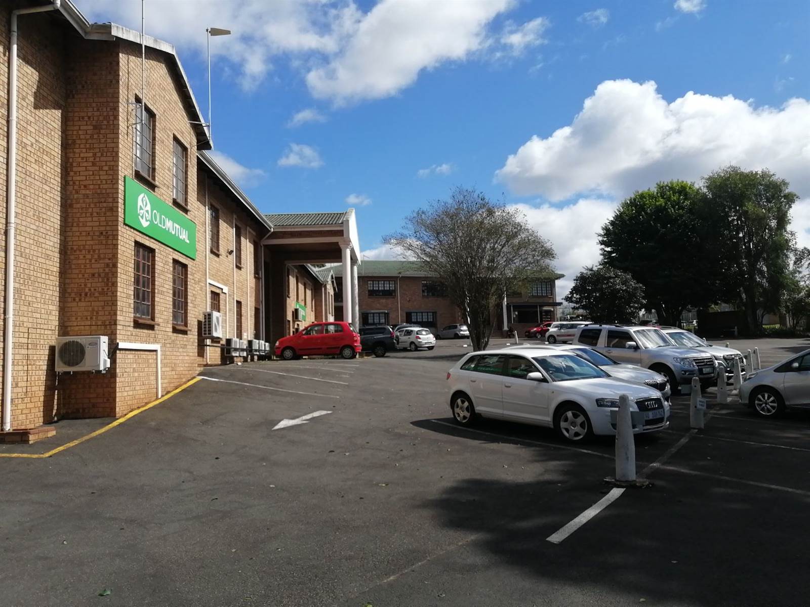 153  m² Commercial space in Hillcrest Central photo number 1