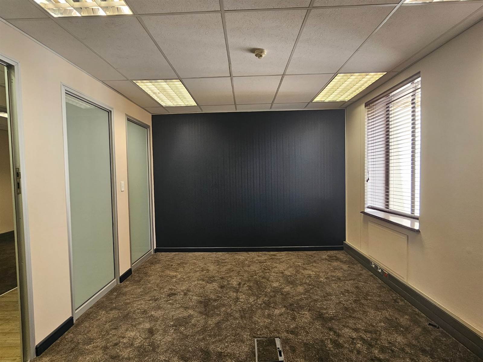 303  m² Commercial space in Fourways photo number 6