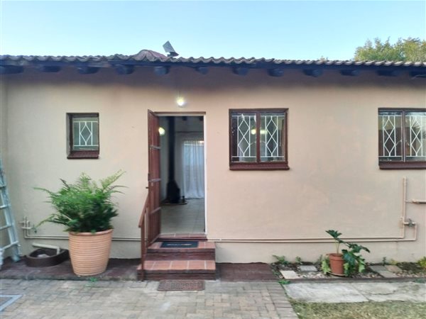 2 Bed Garden Cottage