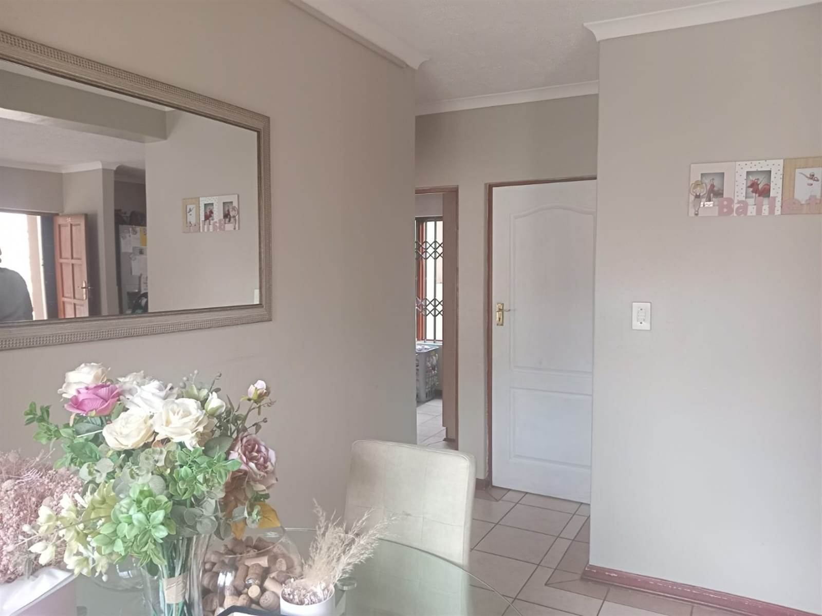 2 Bed Townhouse in Polokwane Central photo number 11