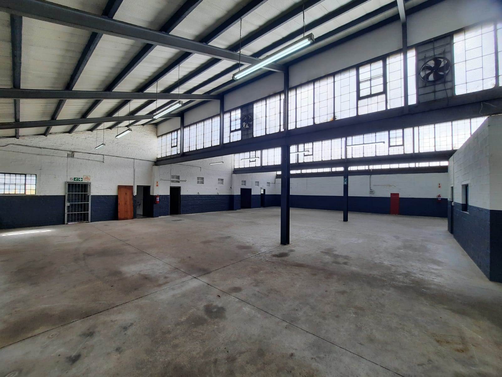 540  m² Industrial space in Parow East photo number 12