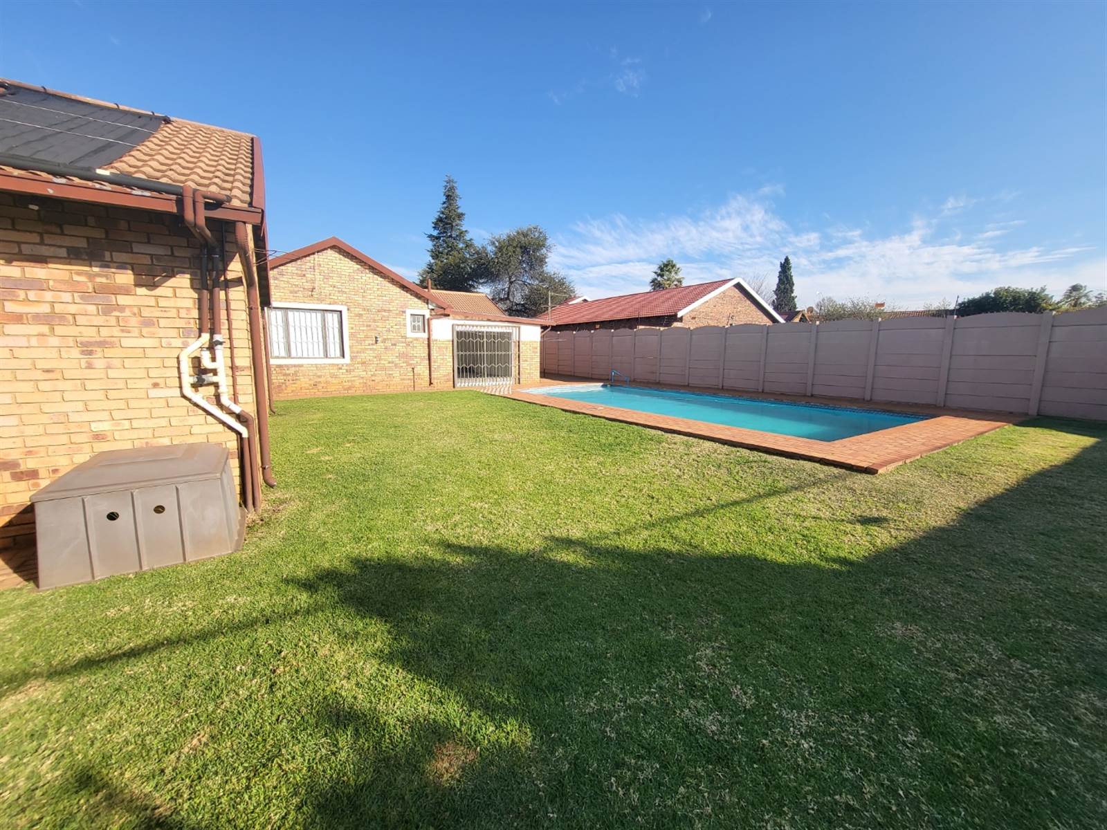 4 Bed House in Carletonville photo number 26