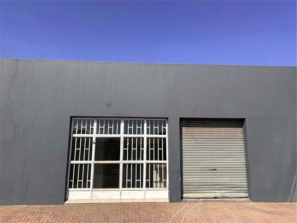 150  m² Commercial space