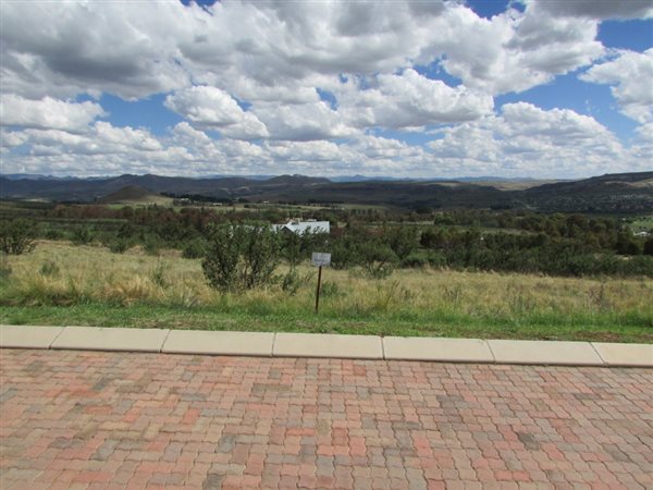 1 404 m² Land