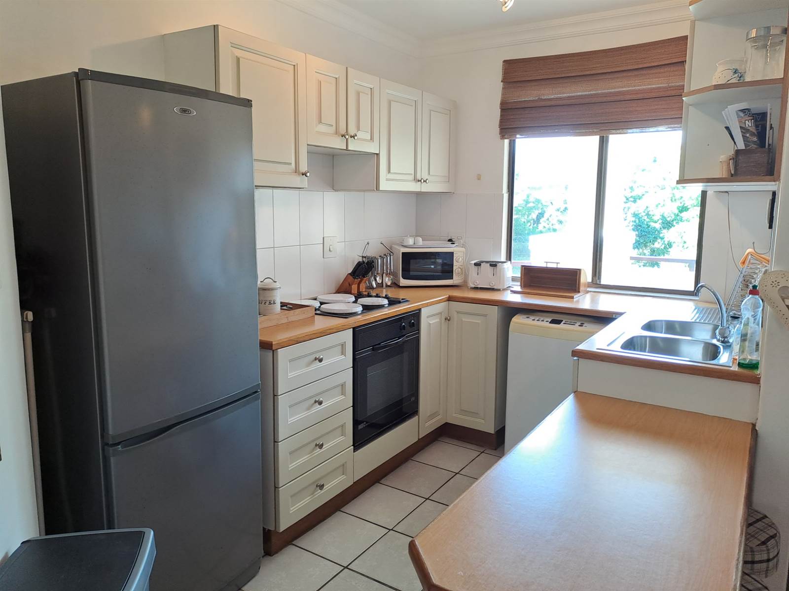 3 Bed Apartment in Shelly Beach photo number 16